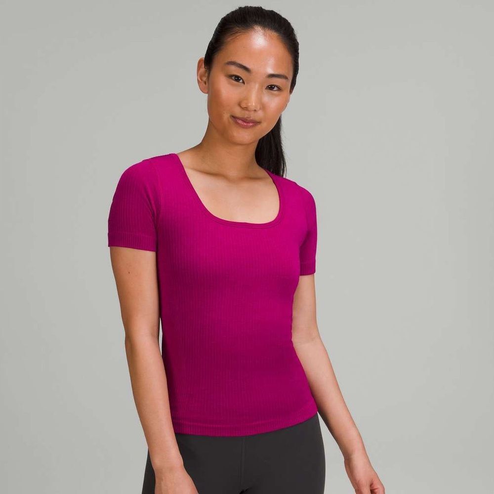 Lululemon Ebb to Street Short Sleeve Shirt Magenta Purple size 4